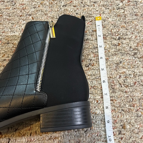 NEW JustFab JF Camille Side-Zip Black Ankle Boot Size 9 - Picture 13 of 13